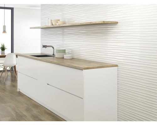 Wandtegel Wave Sneeuwwit 3D glanzend 30x90 cm gerectificeerd