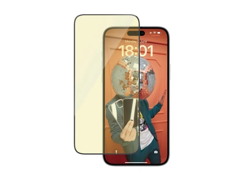 PanzerGlass™ | Ultra-Wide Fit - Skærmbeskyttelse til mobiltelefon - EyeCare Protection | Apple iPhone 15 Plus