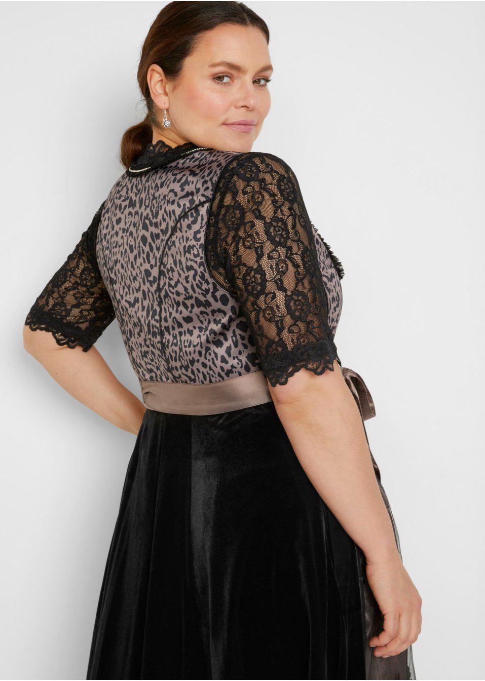 Blouse Dirndl en dentelle