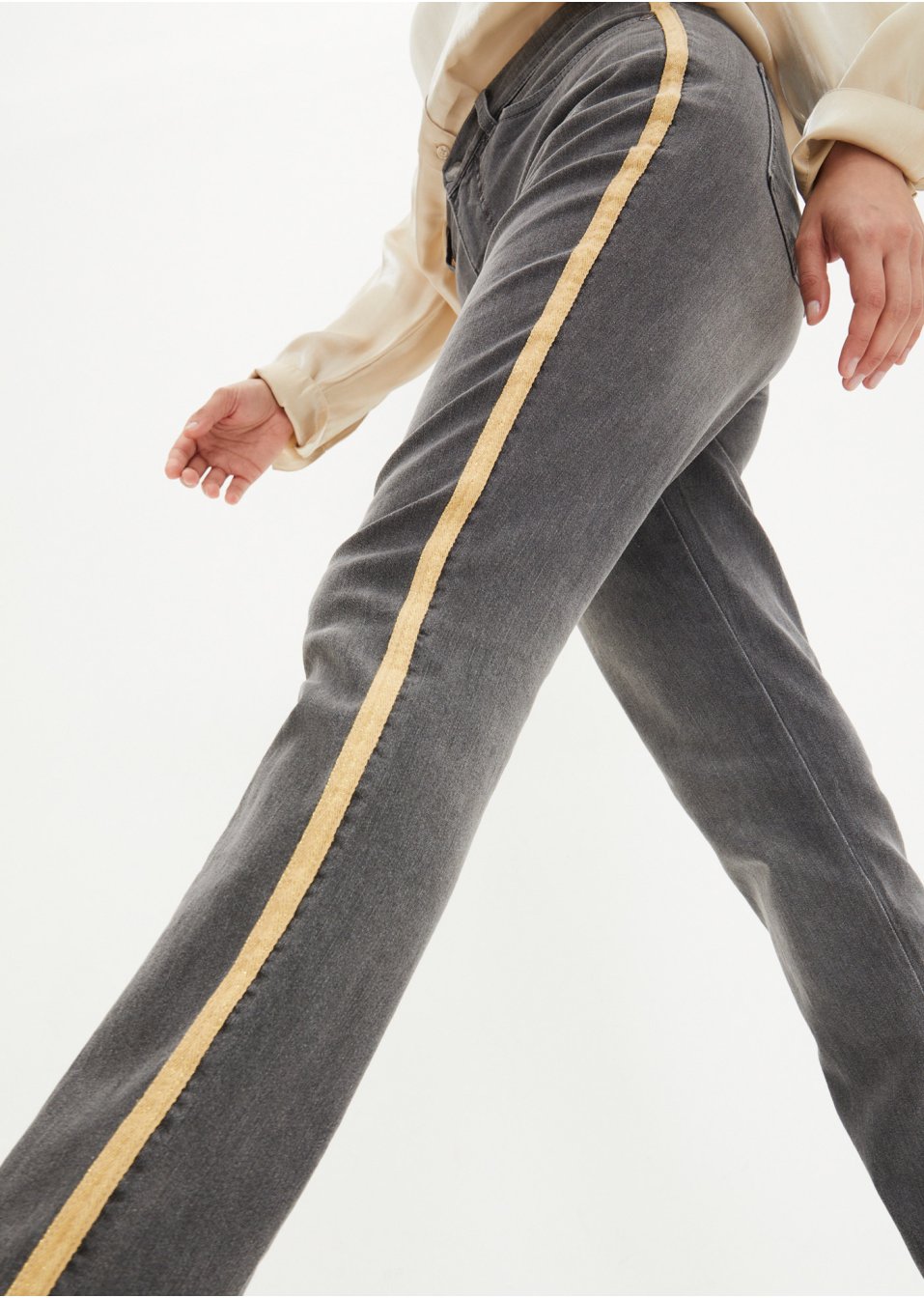 Jean extensible avec galon lurex