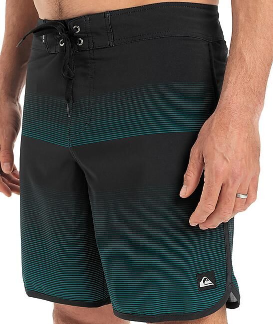 QUIKSILVER - BOARDSHORT SURFSILK SCALLOP 18