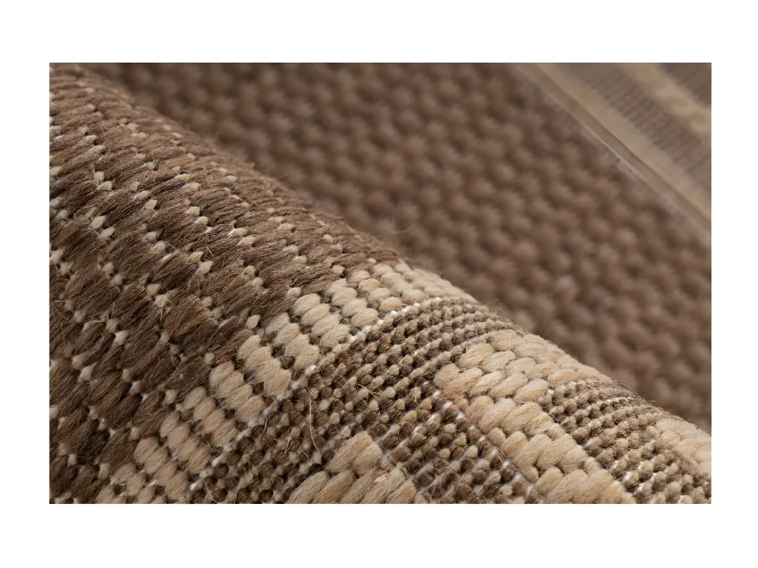 Tapis 170x120cm, design F205A coloris café - Confort et élégance pour votre intérieur