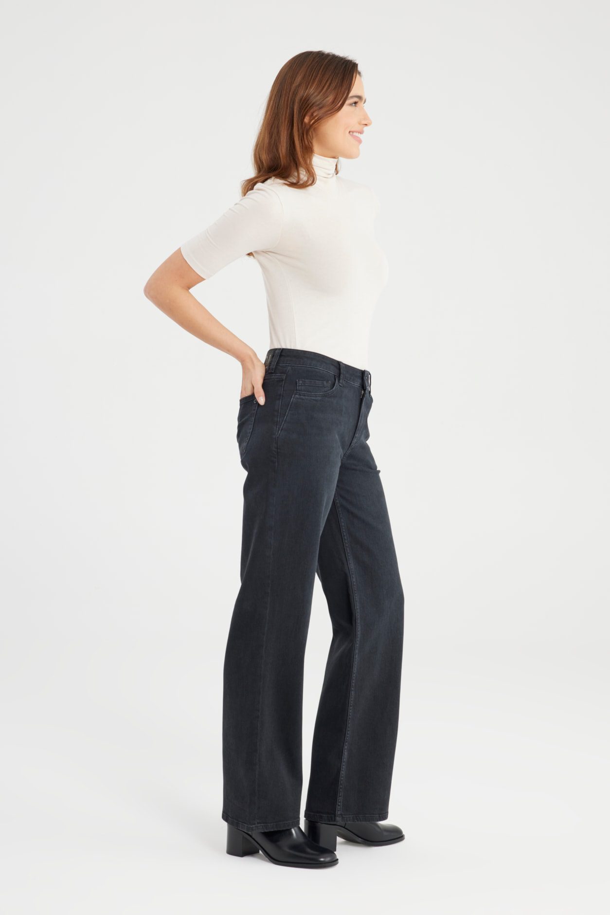 COJ Denim - Nova Mid Waist Jeans - Black Vintage
