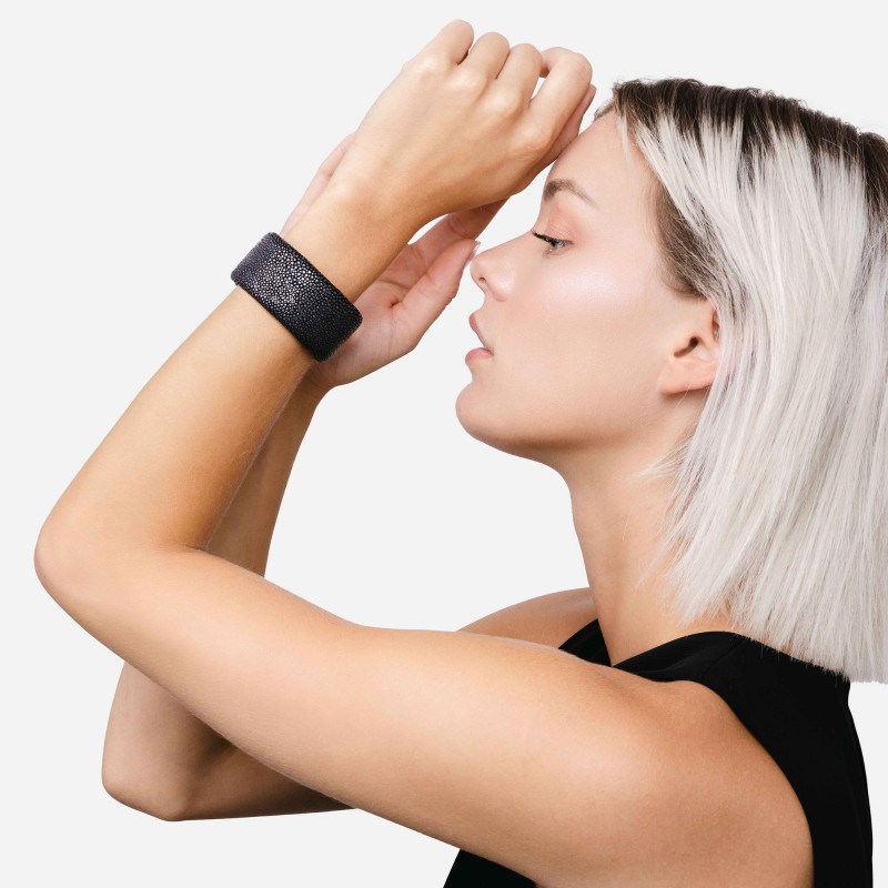 Bracelet Galuchat noir 30