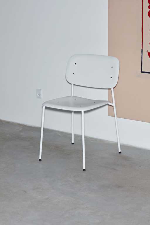 Hay Soft Edge 45 stoel zwart gepoedercoat onderst Hunter