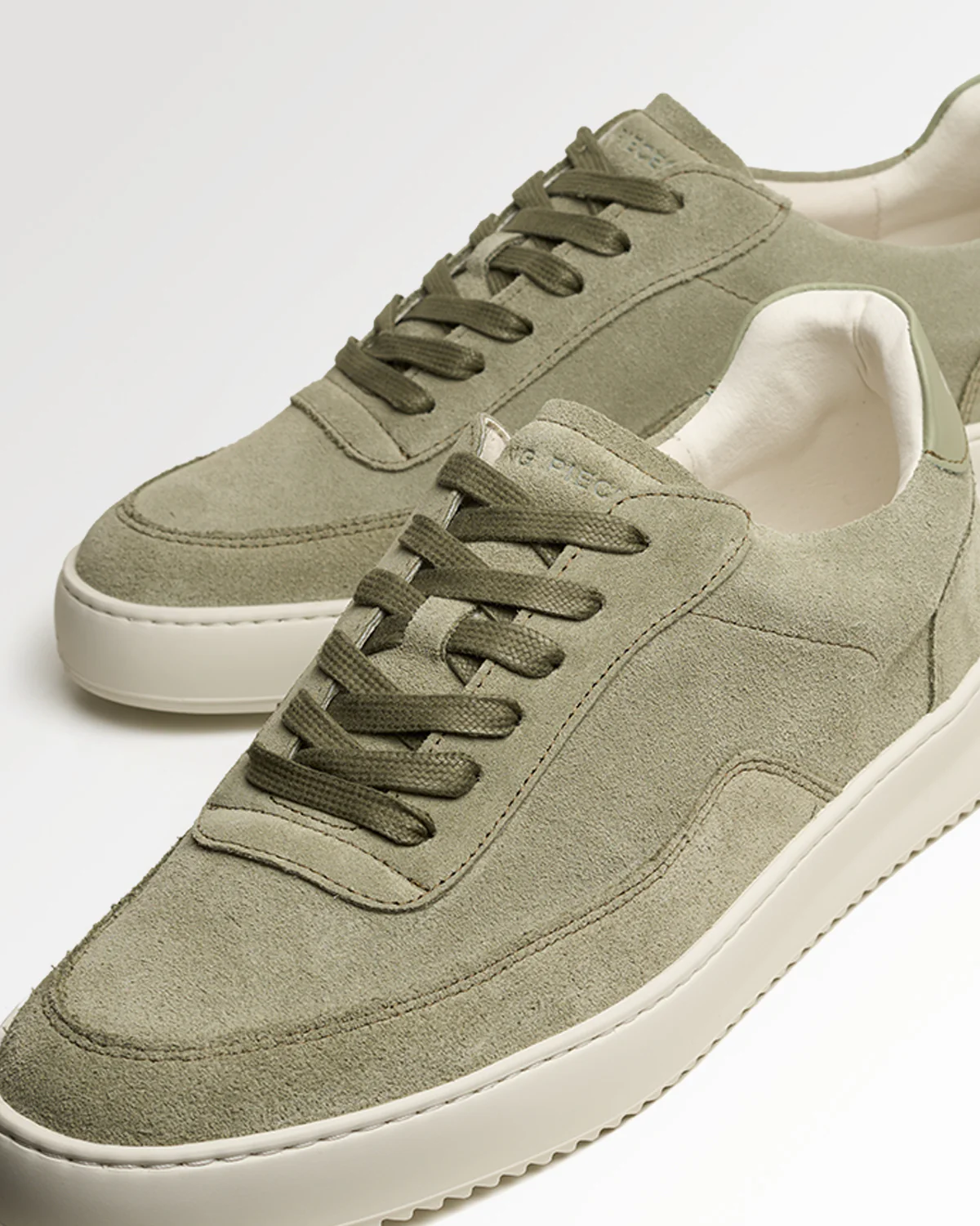 Mondo Suede Tea