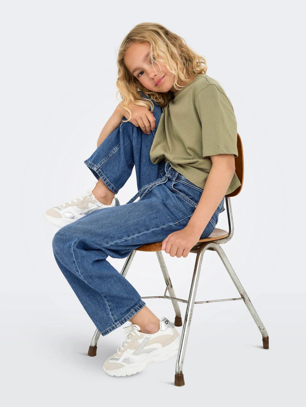 KIDS ONLY GIRL high waist straight leg jeans medium blue denim