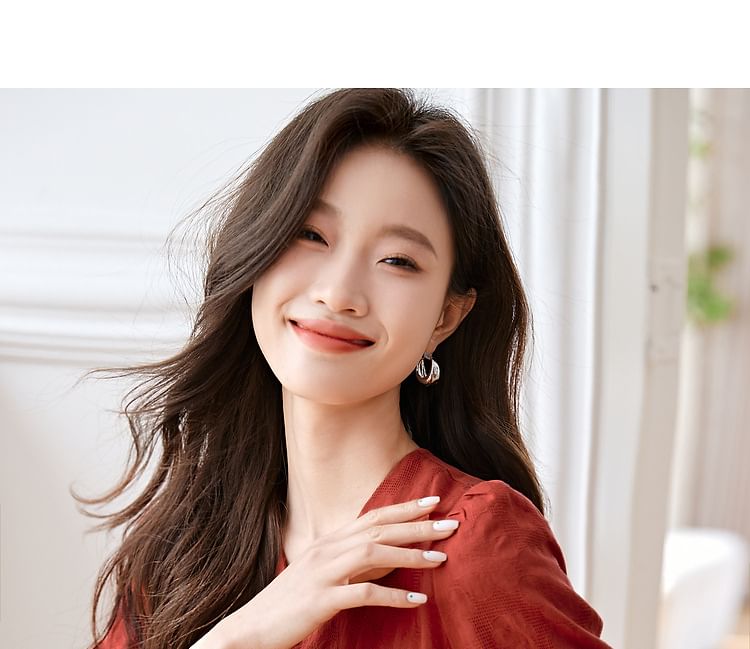 Jeonseon - Blouse met korte mouwen, V-hals en bloemenprint
