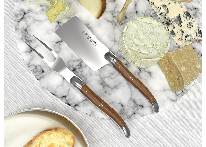 Service à fromage Laguiole avec un manche en bois de gaïac et mitres en acier inoxydable
