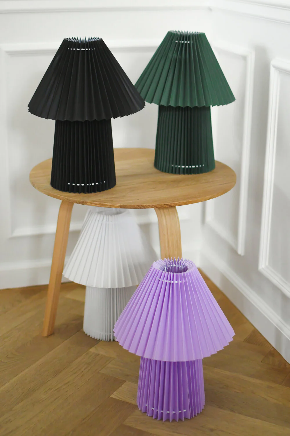 Bahne Interior  Fold plisseret bordlampe, hvid - H31cm