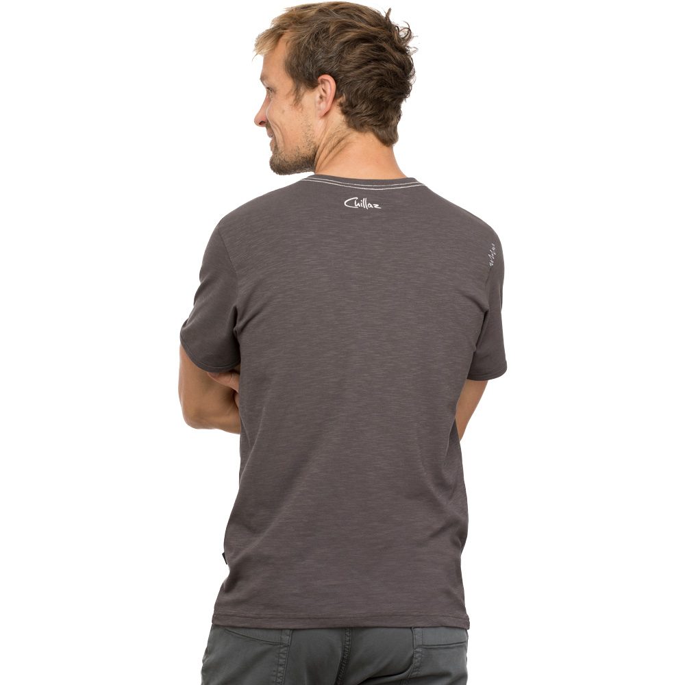 Chillaz Pocket Ornament T-Shirt Herren aubergine