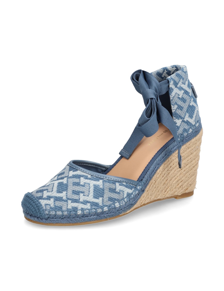 CLOSED TOE WEDGE MONOGRAM