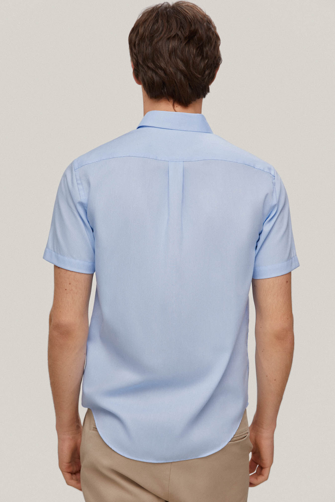 Camisa lisa de manga curta que não precisa passar - Azul