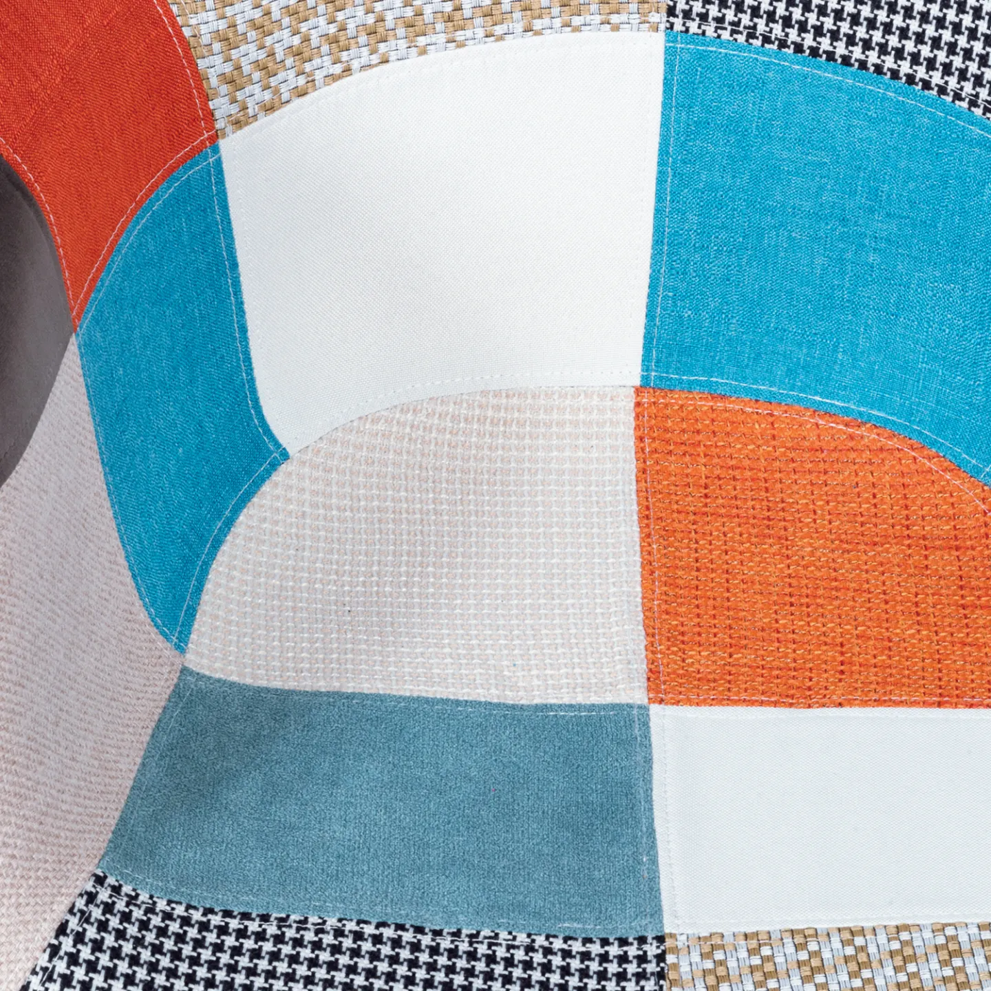 Lot de 2 chaises de salle à manger scandinaves, fauteuils de table SARA motifs patchworks multi-couleurs