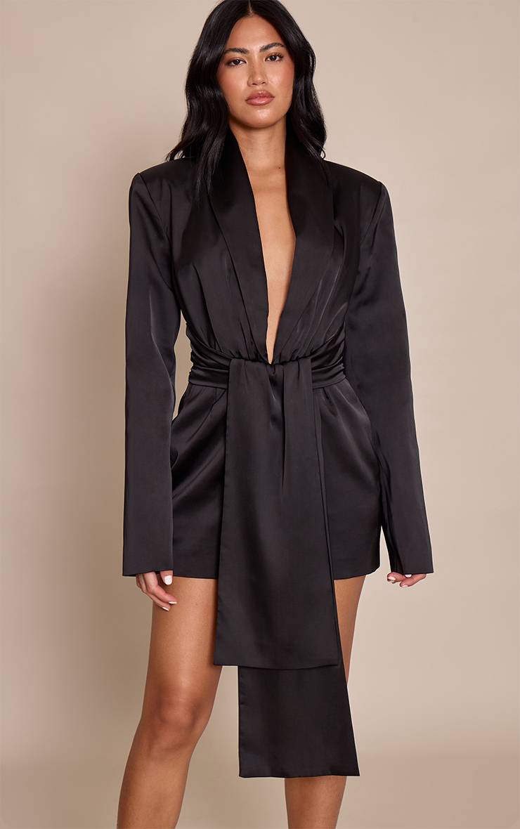 Noir Robe Blazer En Satin Structuré Avec Détail Drapé