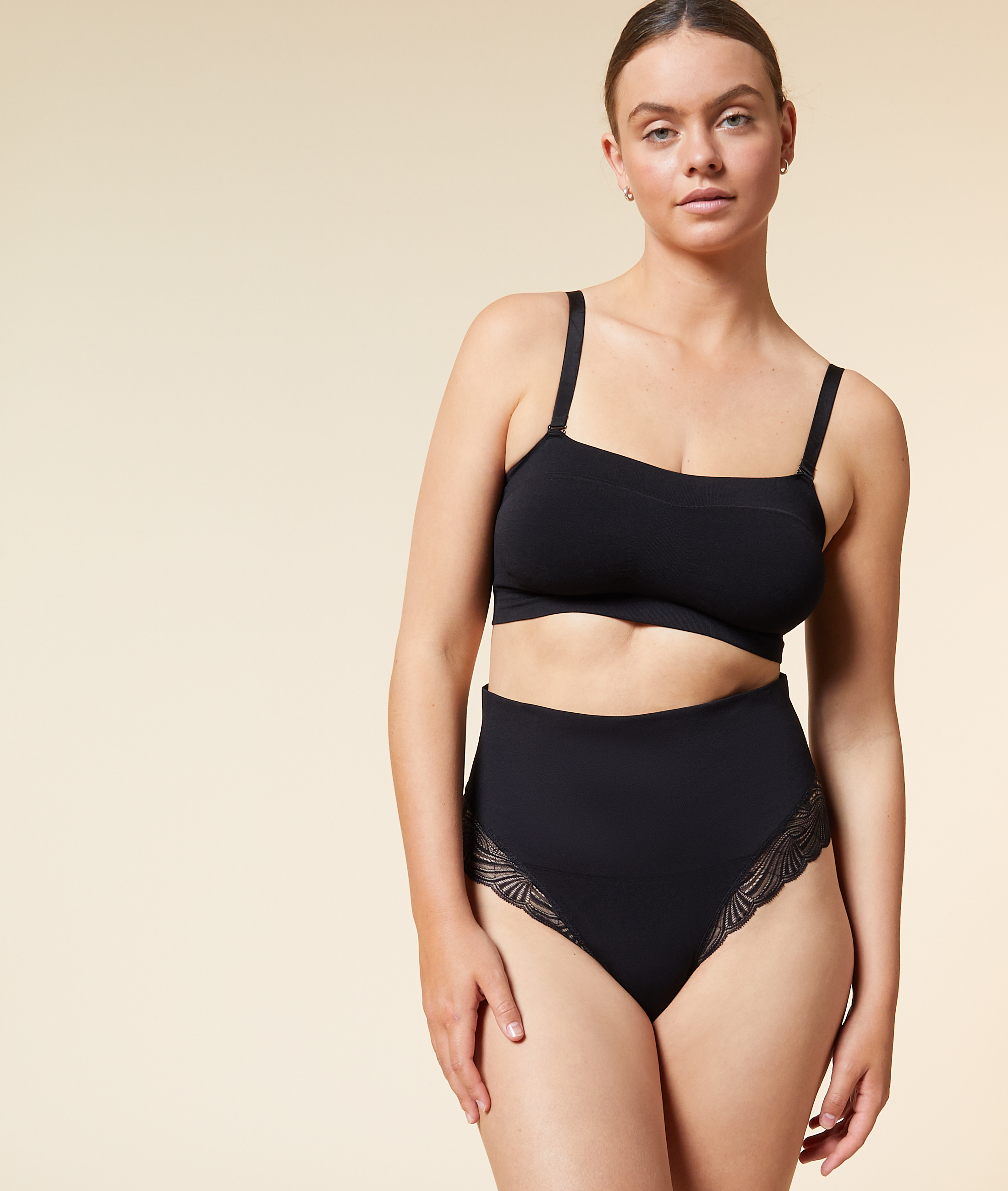 Tanga gainant taille haute détails dentelle - Maintien médium