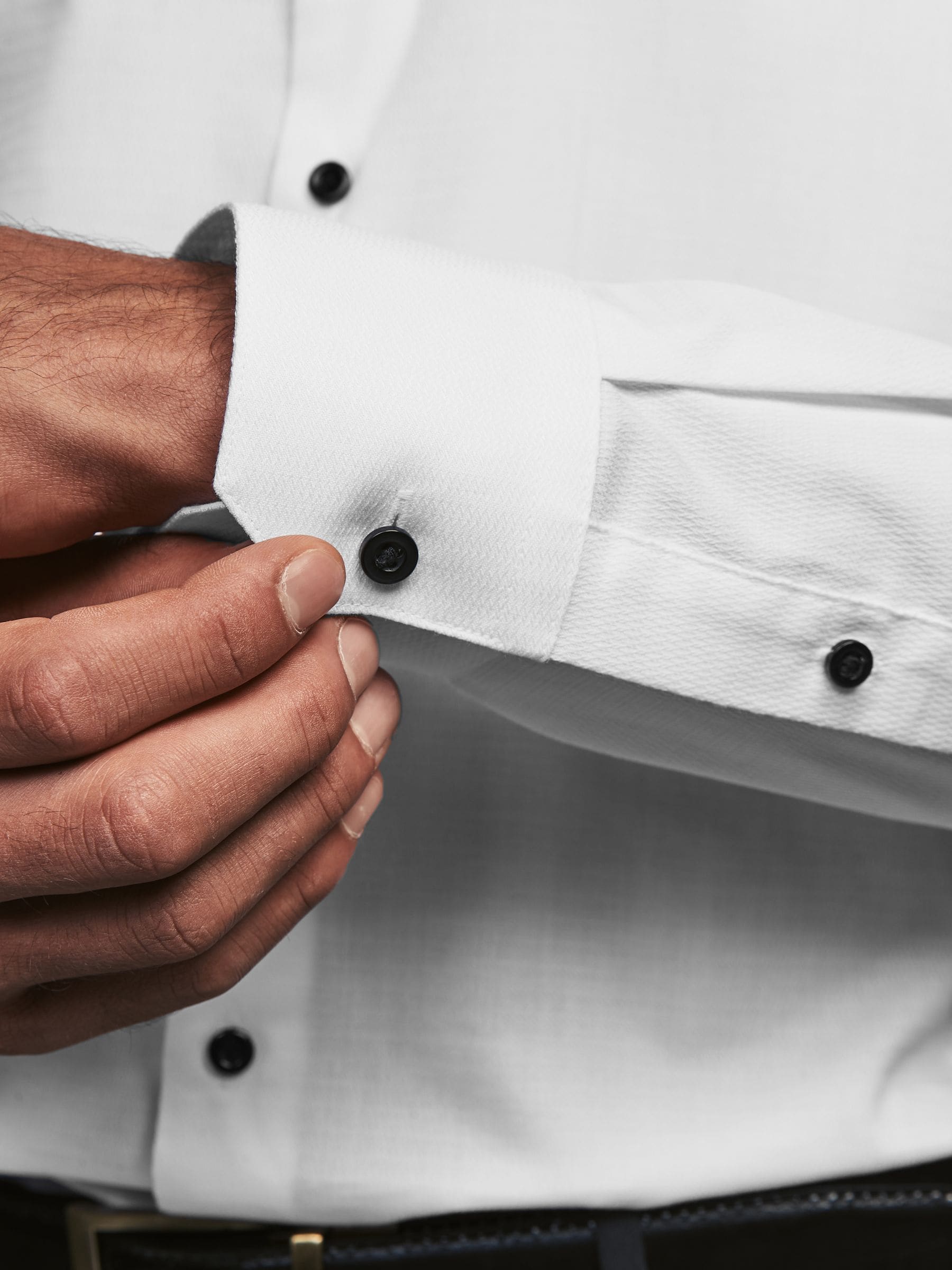 Wit - Slim Fit - Slim Fit Single Cuff Shirt With Wing Collar And Bow Tie Pack
