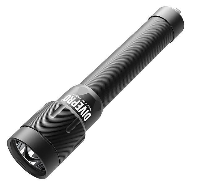 DIVEPRO - LAMPE DE PLONGEE D18+