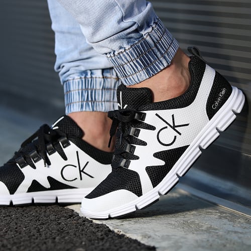 Baskets Runner Sneaker Lace Up 0086 Black Bright White
