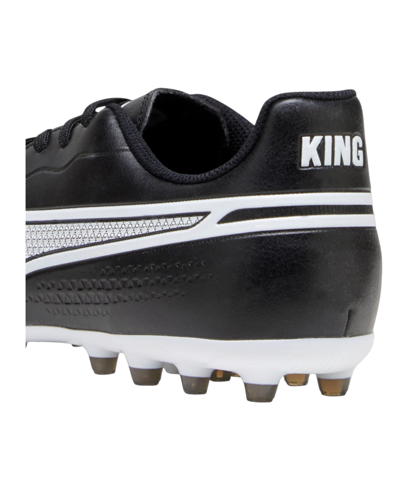 PUMA KING Match MG Eclipse Schwarz Weiss F01