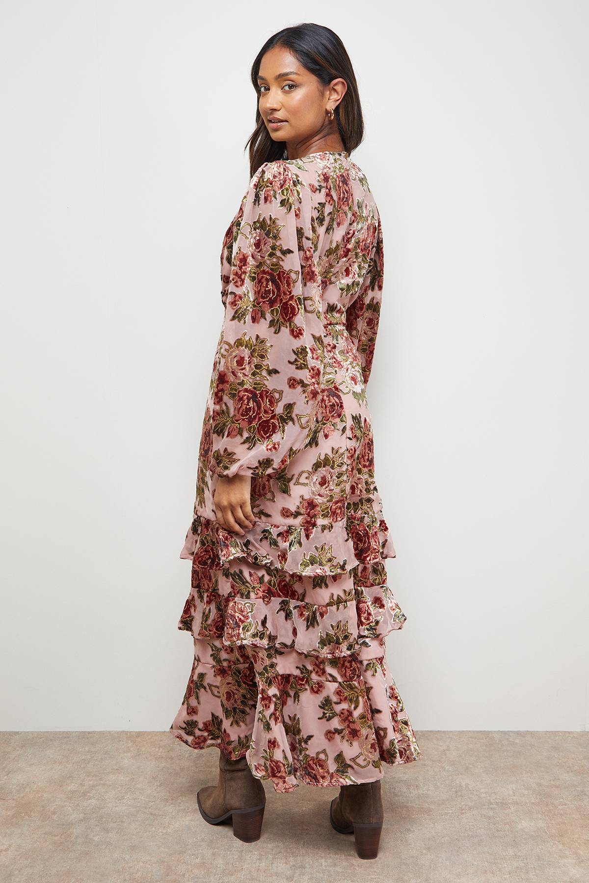 Oasis Robe Mi-Longue Tea Dress Dévorée à Manches Bouffantes Étagées