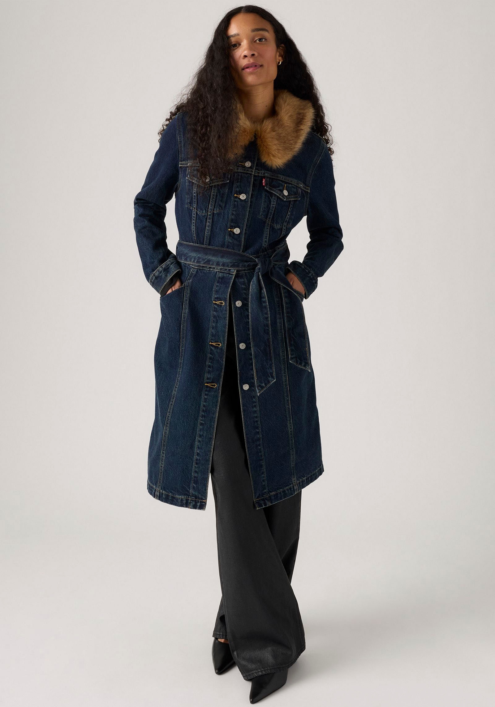 Levi's® Langmantel »MOB WIFE TRUCKER«, Kragenbesatz abnehmbar