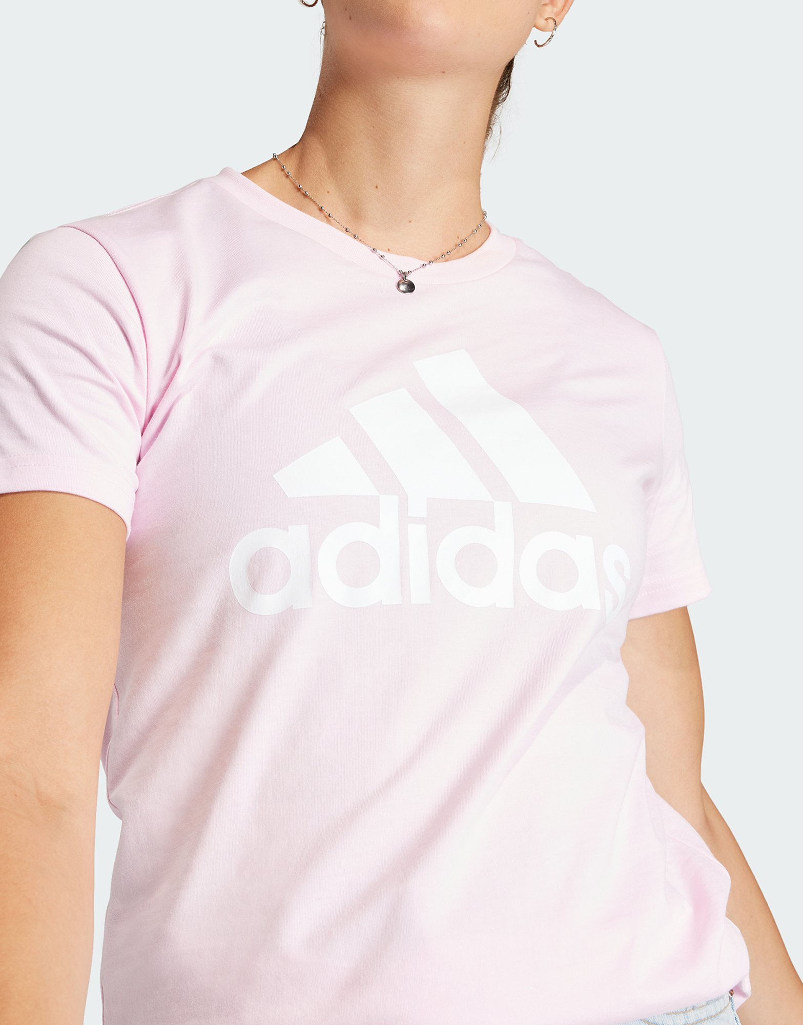 adidas T-shirt LOUNGEWEAR Essentials Logo