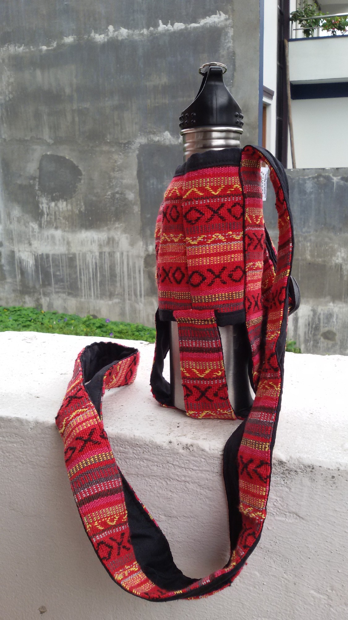 Flaschenhalter Nepalstyle 'Taculli', rot, Ø 8 cm, H 20 cm günstig bestellen