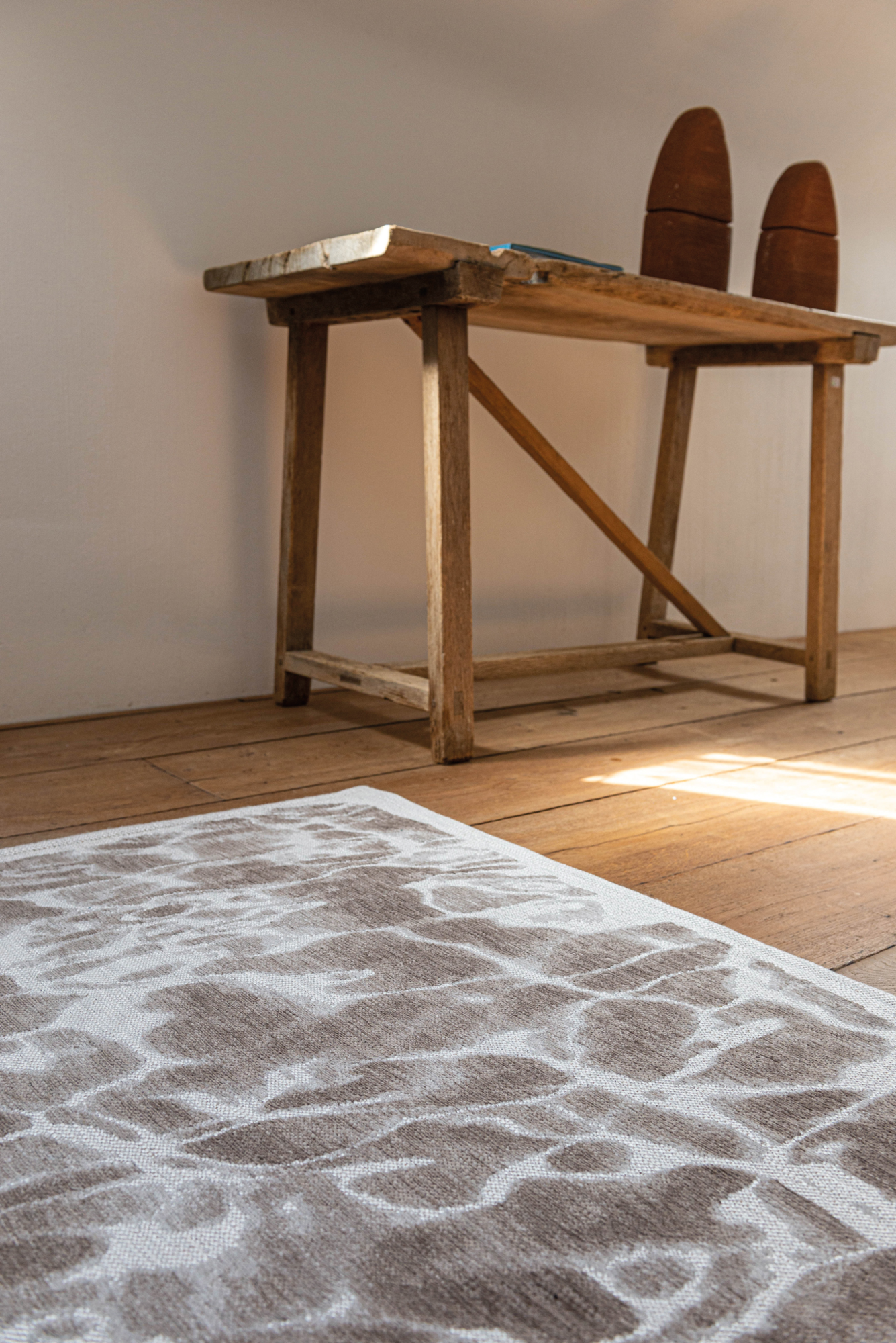 Ecorugs vloerkleed Swim grijs ∅ 240 cm