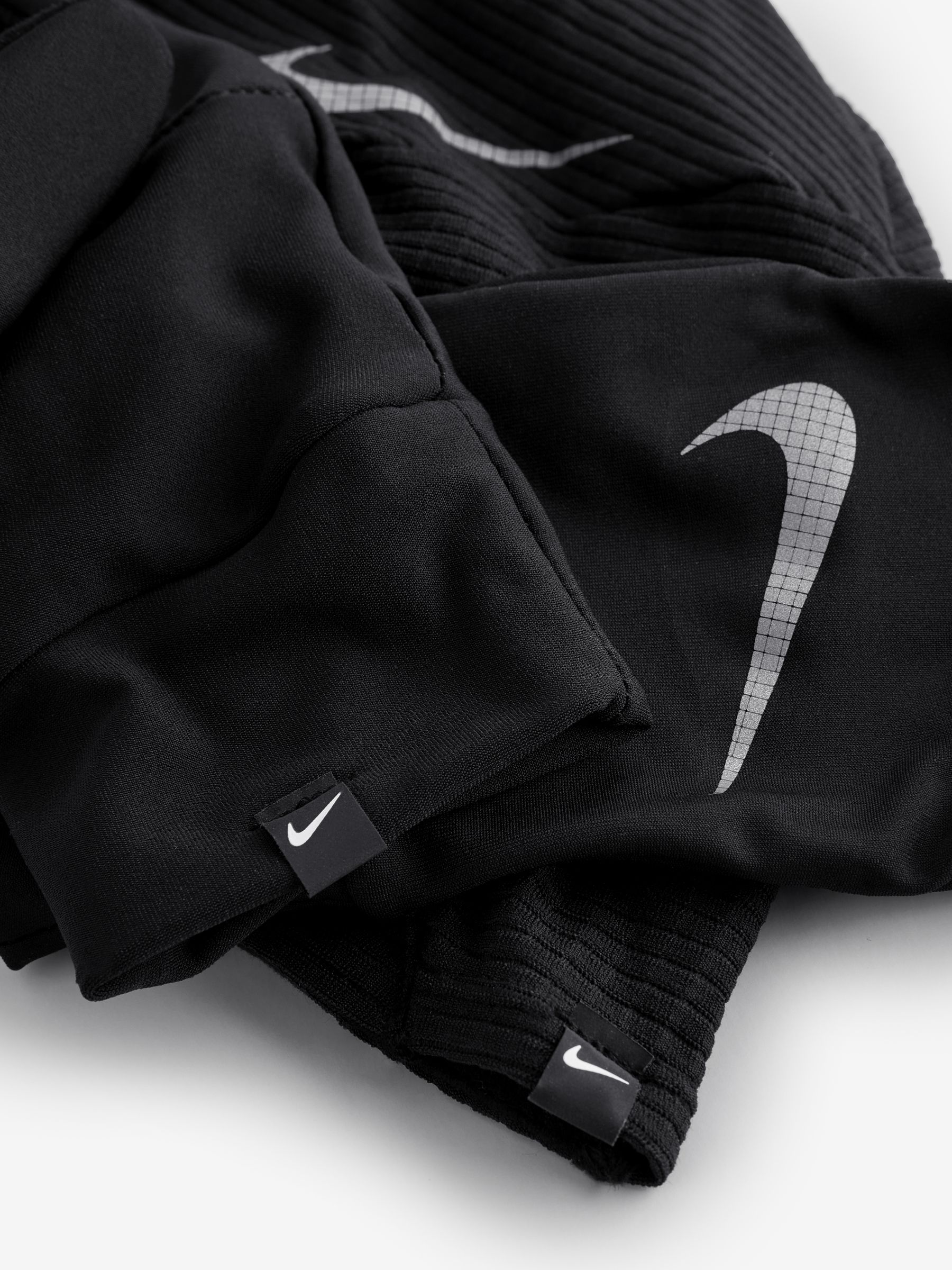 Nike set van muts en handschoenen