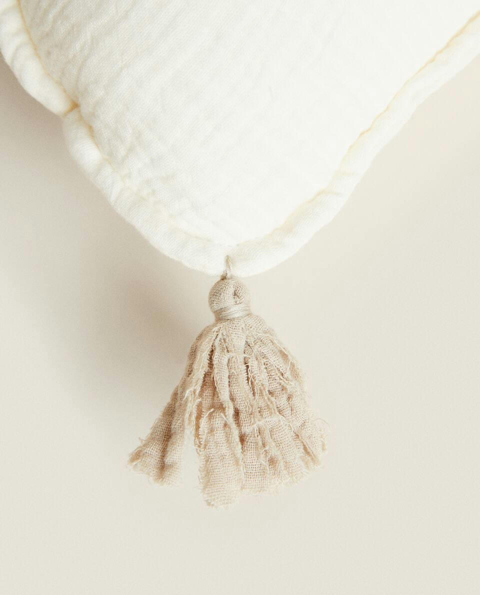 ALMOFADA ESTRELA DE MUSSELINA