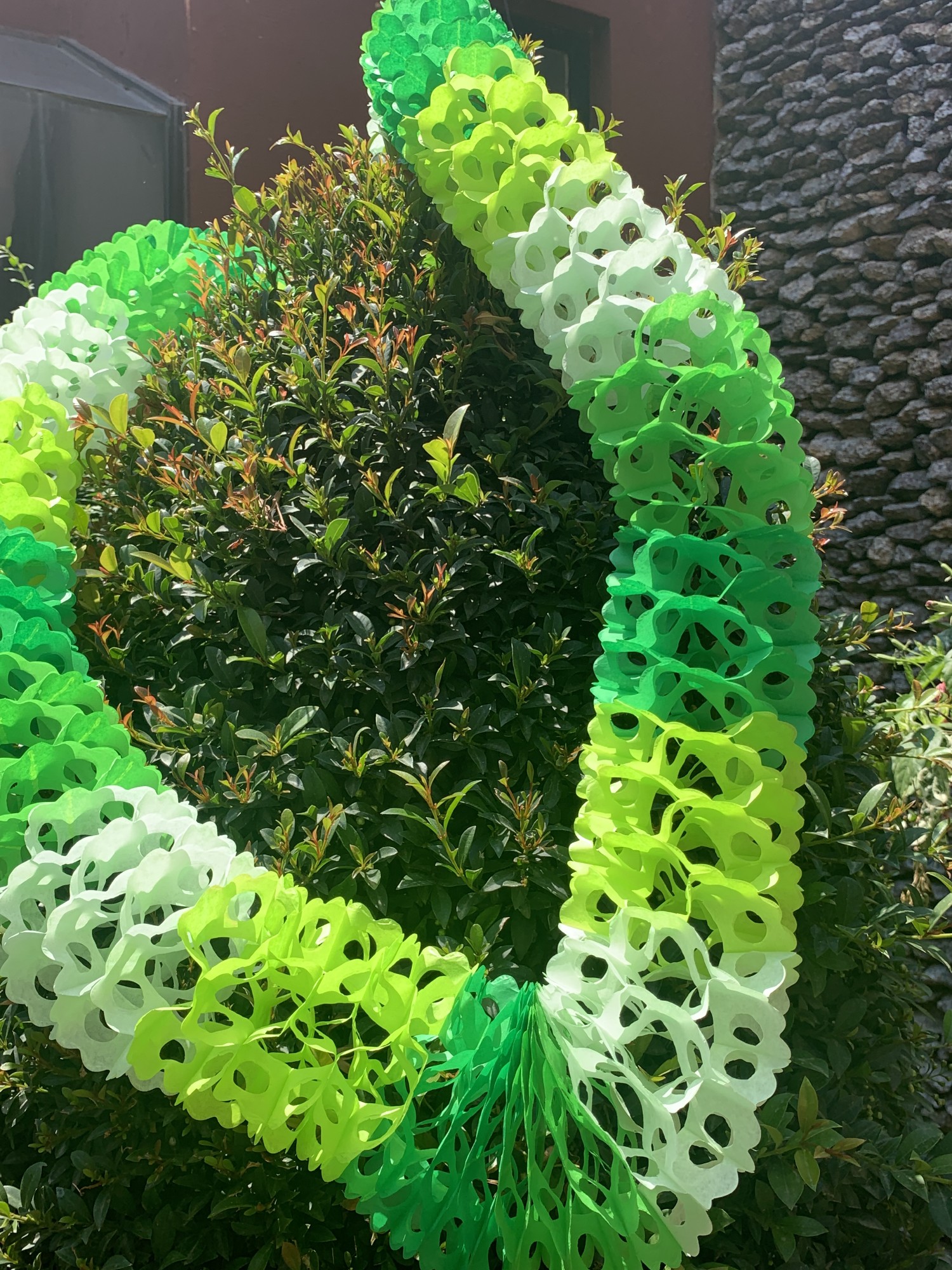 Papier-Girlande 'Schlange', 4 Grüntöne, Ø 12 cm, L 250 cm günstig bestellen