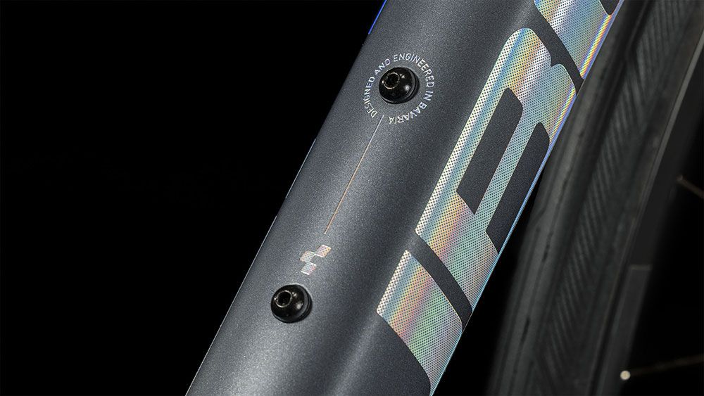 Cube Axial WS Race metalblack´n´rainbow kaufen | Bike-Discount