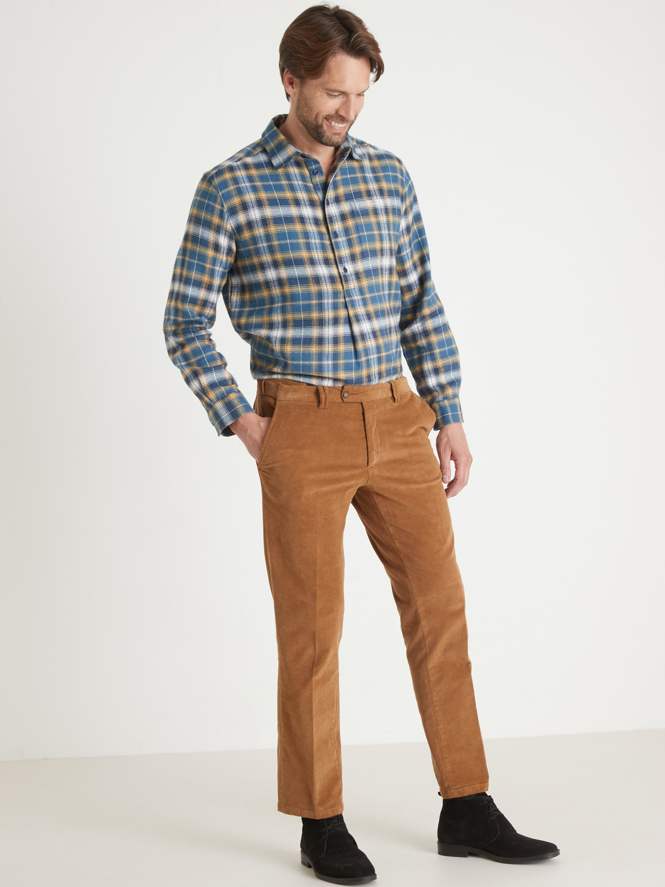 Pantalon élastiqué en velours côtelé