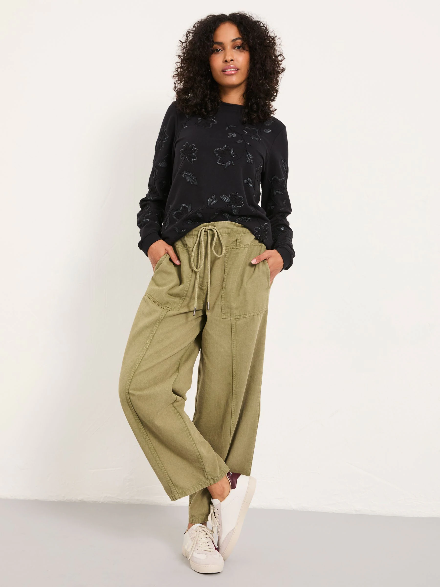 FatFace sweatshirt met geborduurd logo en ronde hals