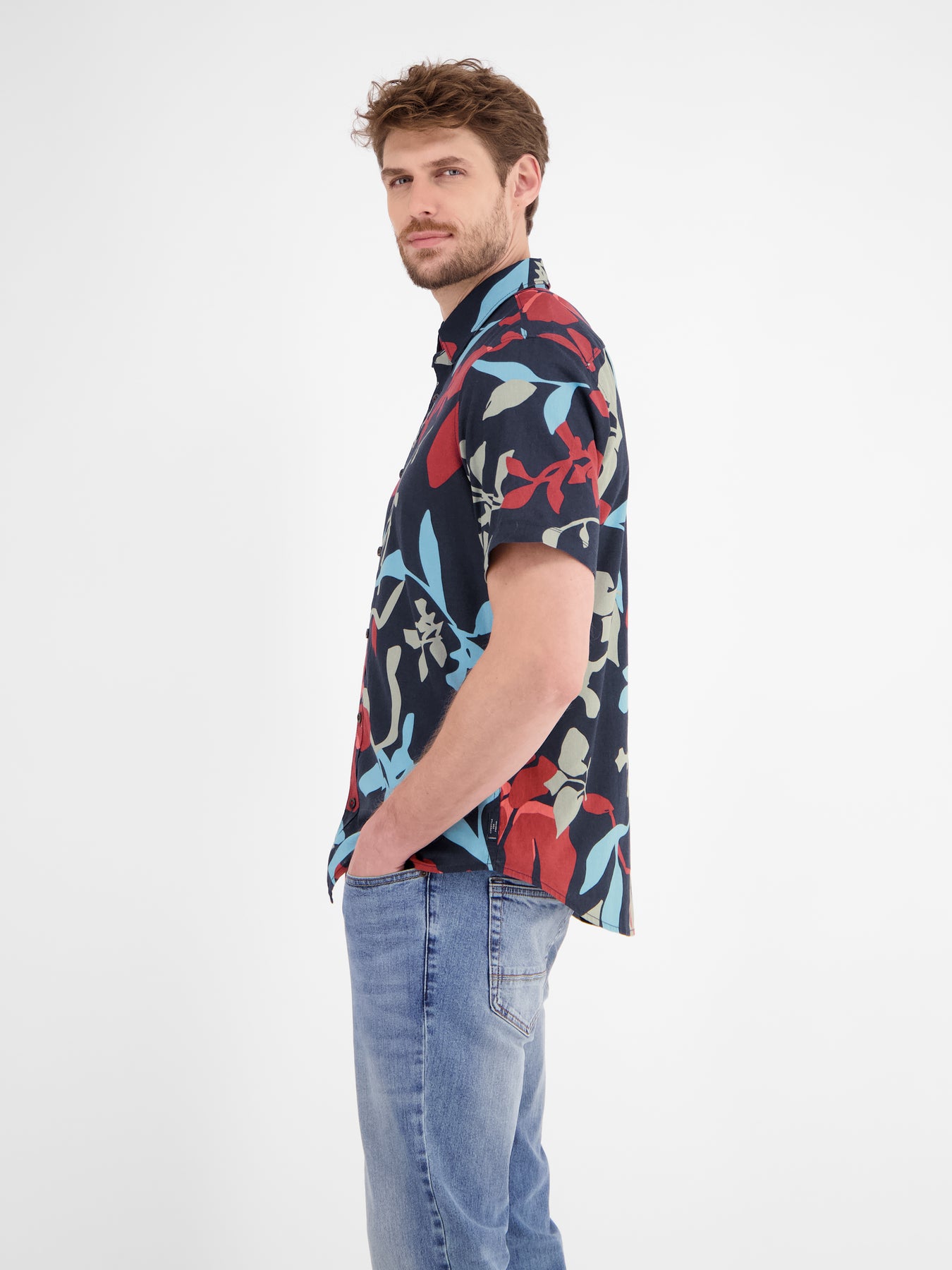 Sommerhemd in Hawaiian-Style