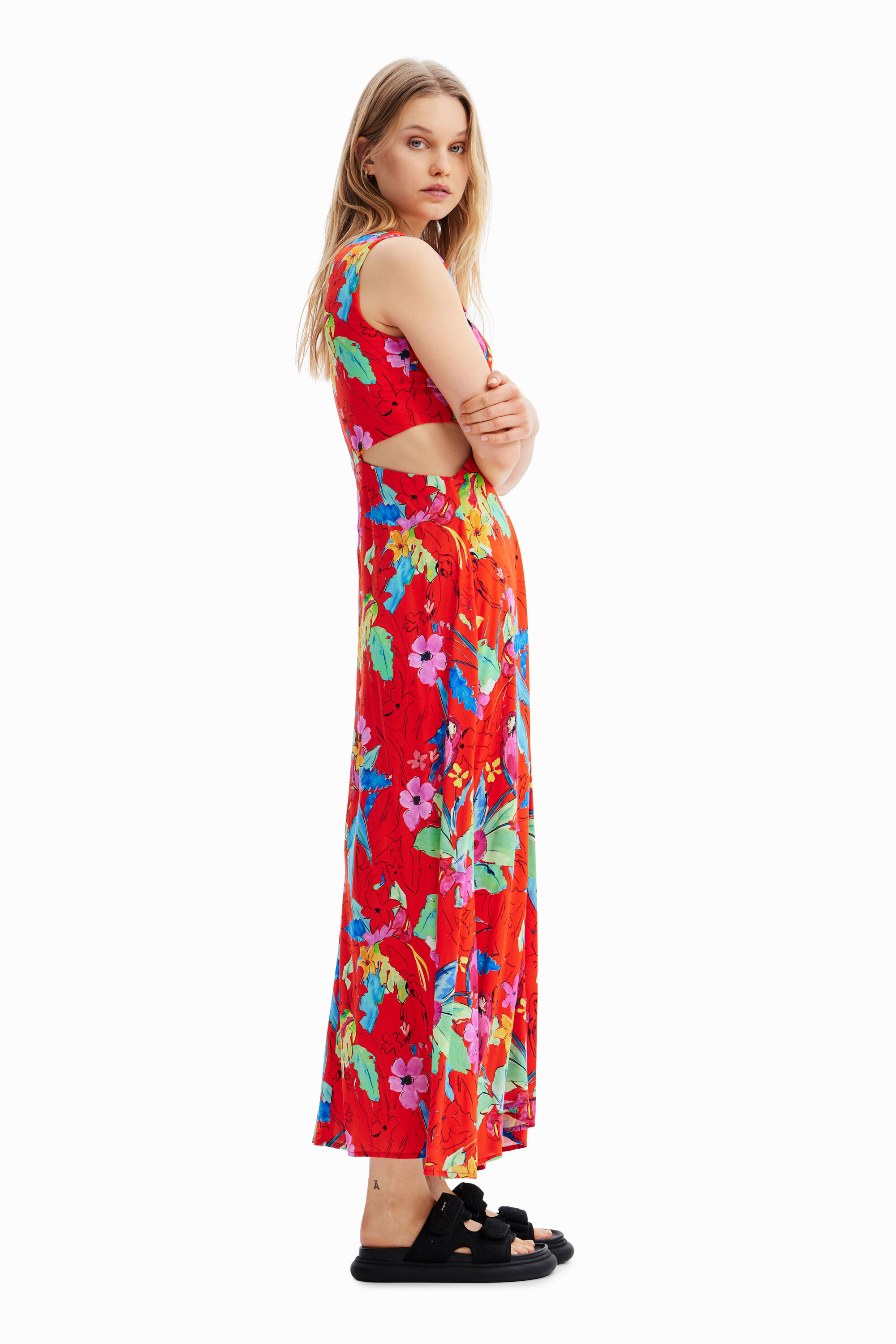 Robe longue découpes