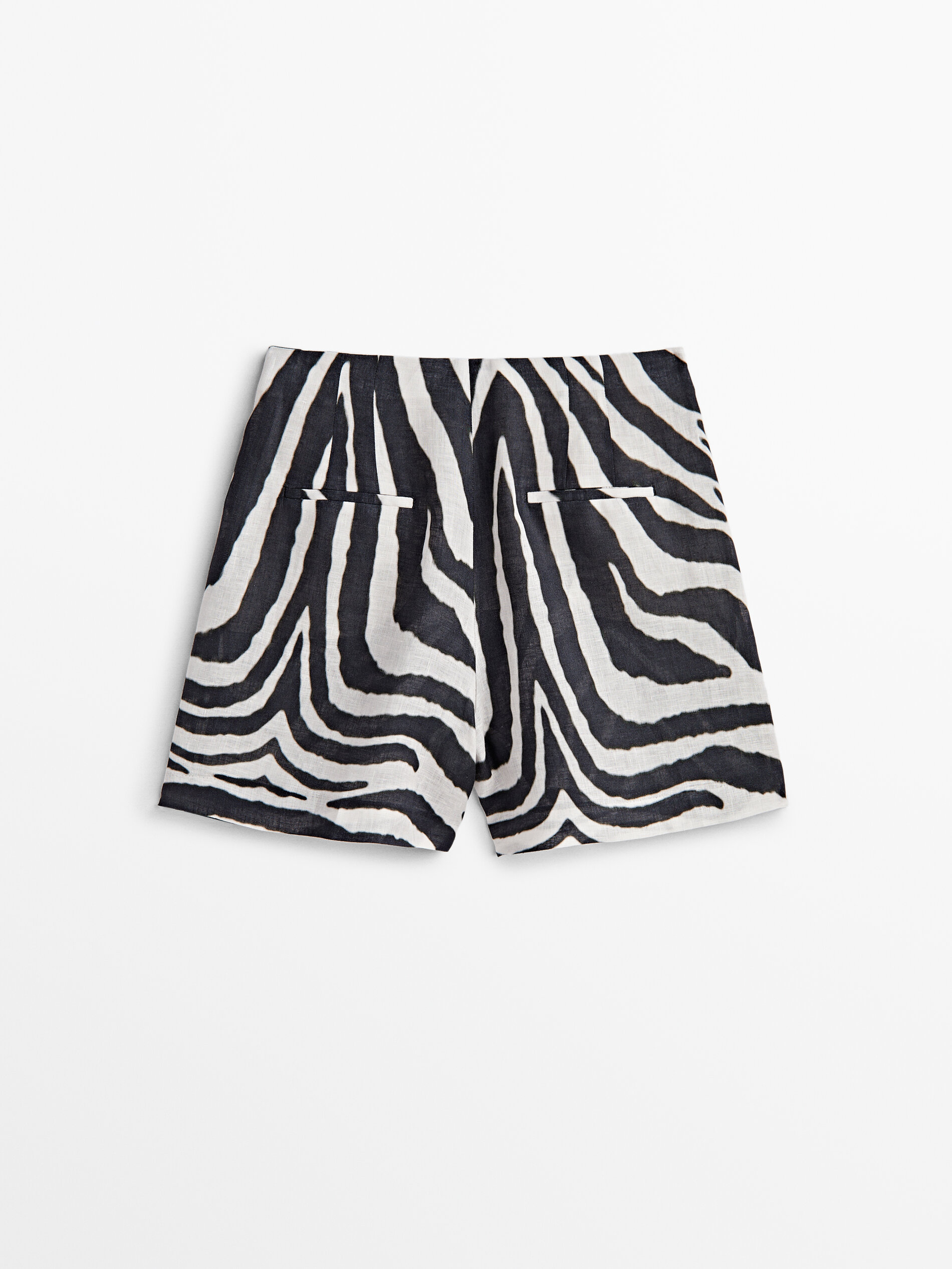 Bermuda de linho com estampa de zebra - PRETA