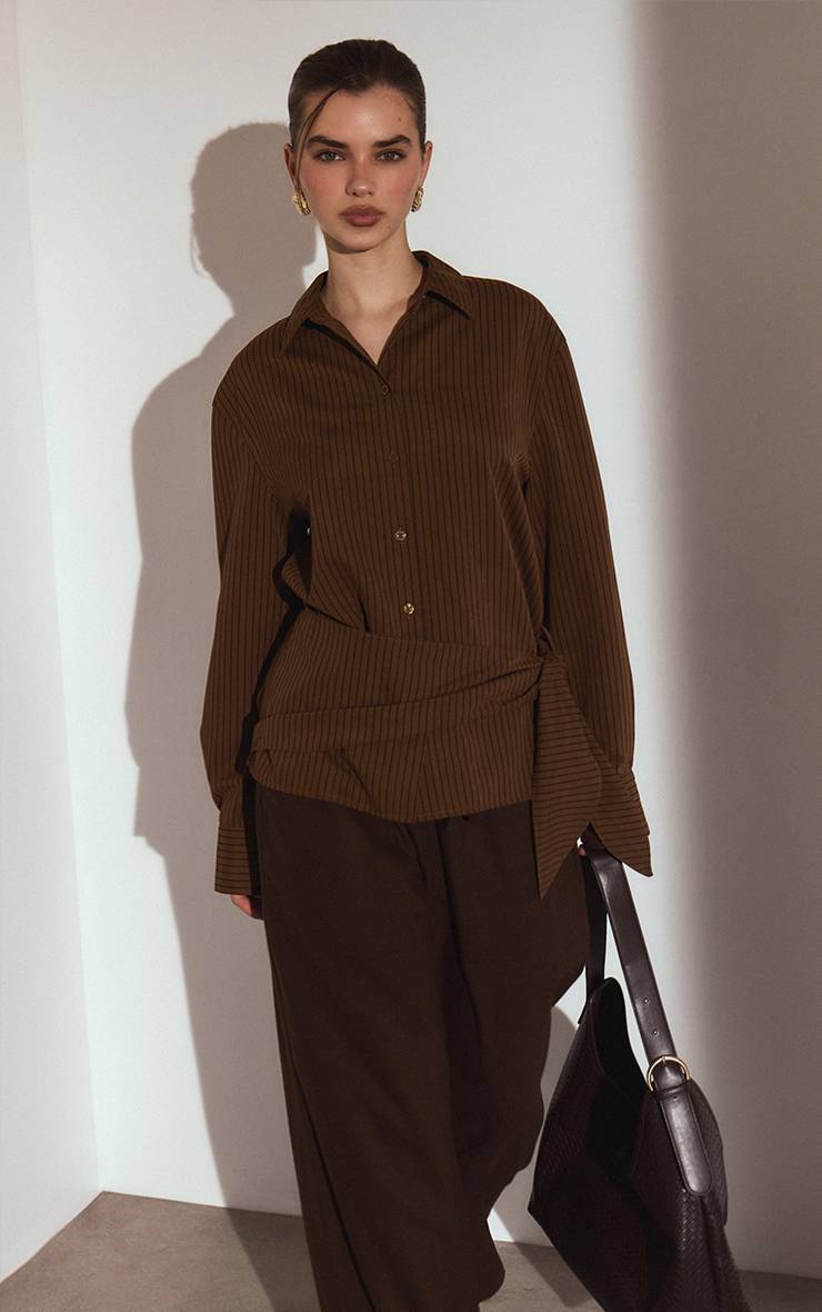 Marron Foncé Chemise Oversize À Rayures Avec Taille Nouée