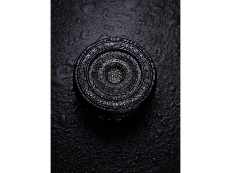 Fujifilm Festbrennweite XF 27mm F/2.8 R WR – Fujifilm X-Mou Spritzwassergeschützte, leichte Festbrennweite