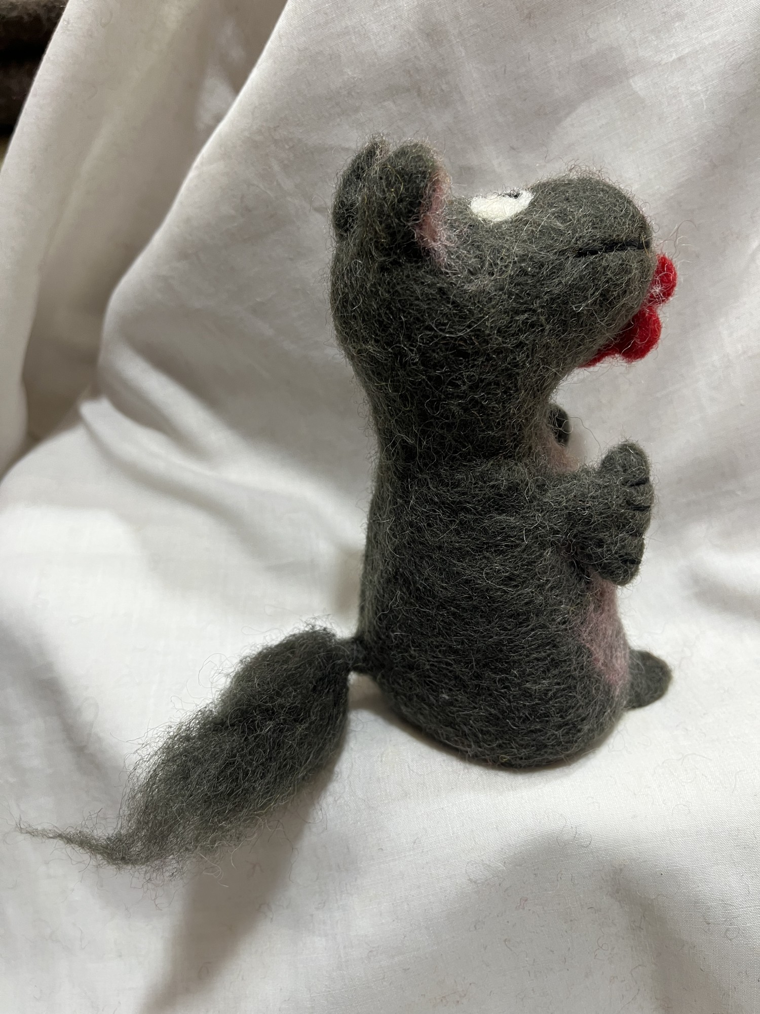 Eierwärmer 'Nilpferd' aus Filz, grau, rosa, H 15 cm, Ø 8 cm zu 9,80