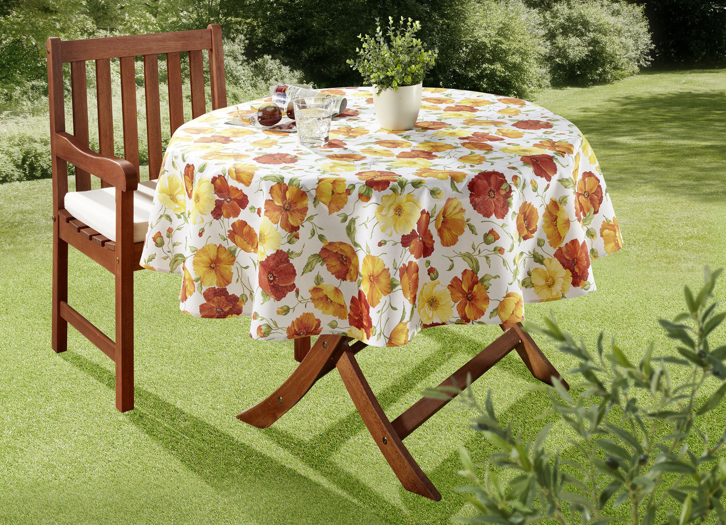 Tischdecke mit Fleckschutz-Ausrüstung
