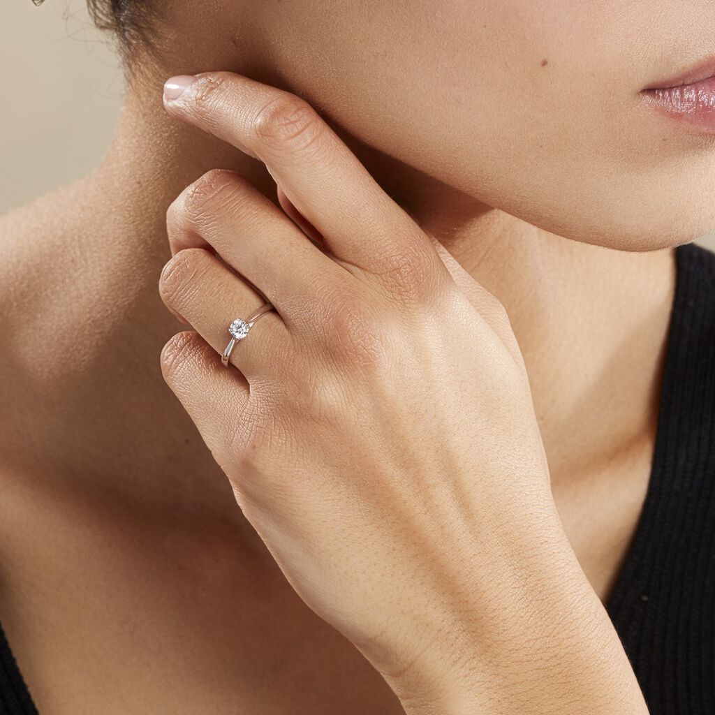 Bague Solitaire Fiona Or Blanc Diamant Synthetique