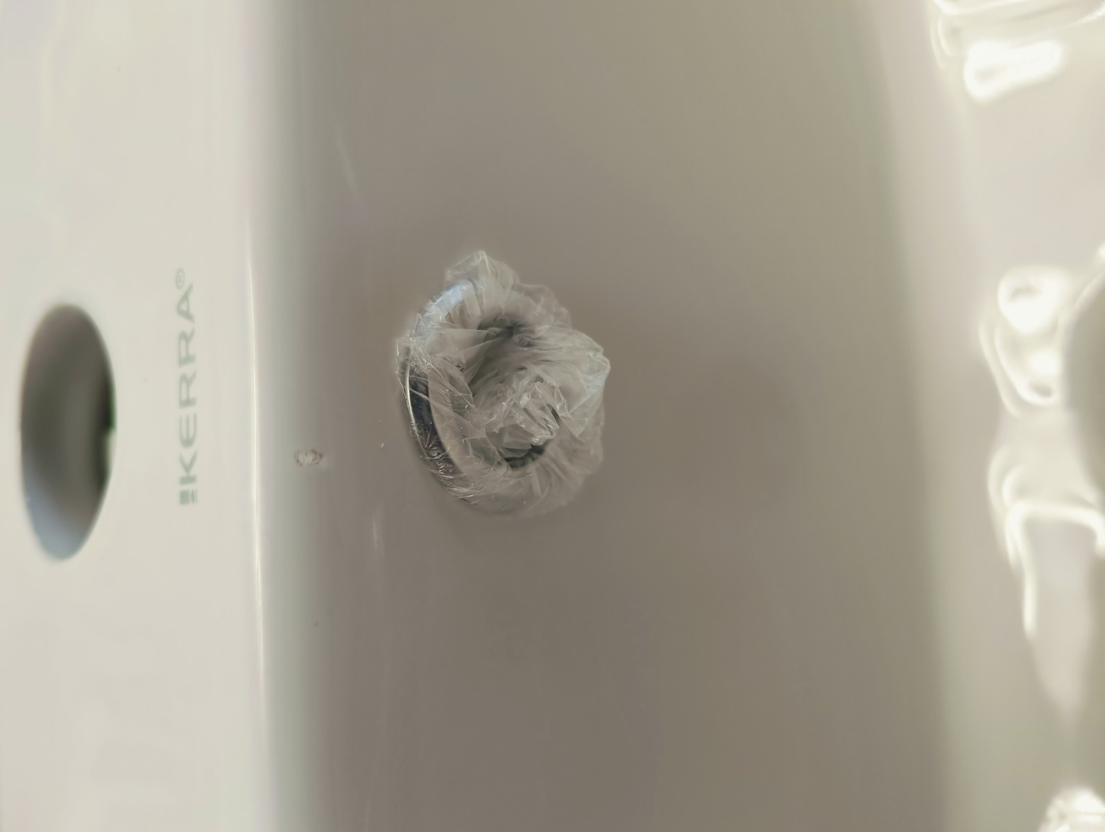 SCHADEMODEL: Kerra KR 709 inbouw wastafel 53x45cm met kraangat
