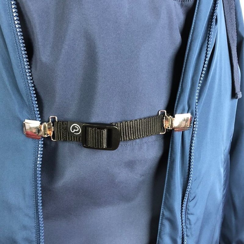 Universal clip for Babywearing Cover