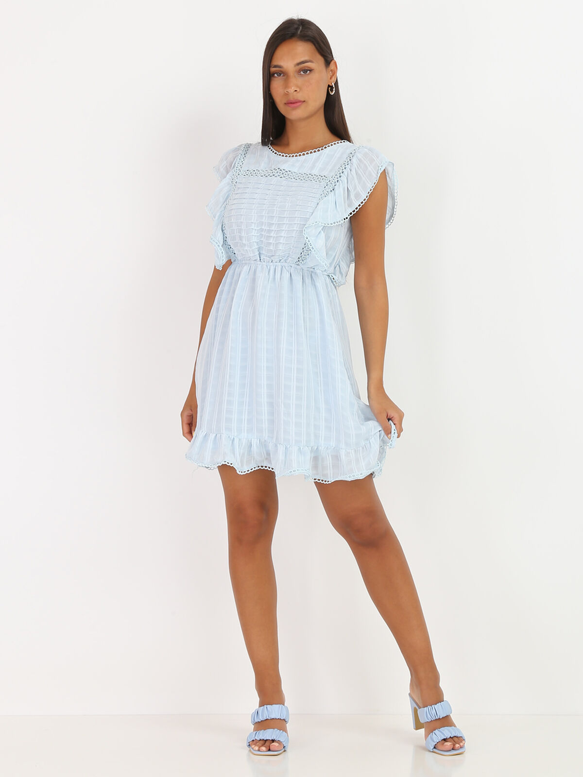 Robe à volants et nœud au dos- Bleu clair