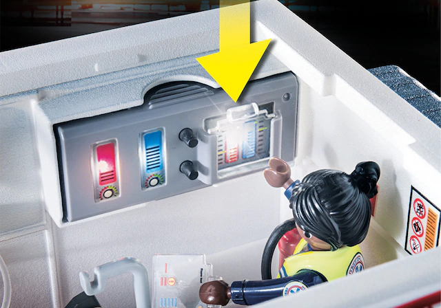 Playmobil® Konstruktions-Spielset »Rettungs-Fahrzeug: US Ambulance (70936), My Action Heroes« mit Licht- und Soundeffekten, Made in Germany