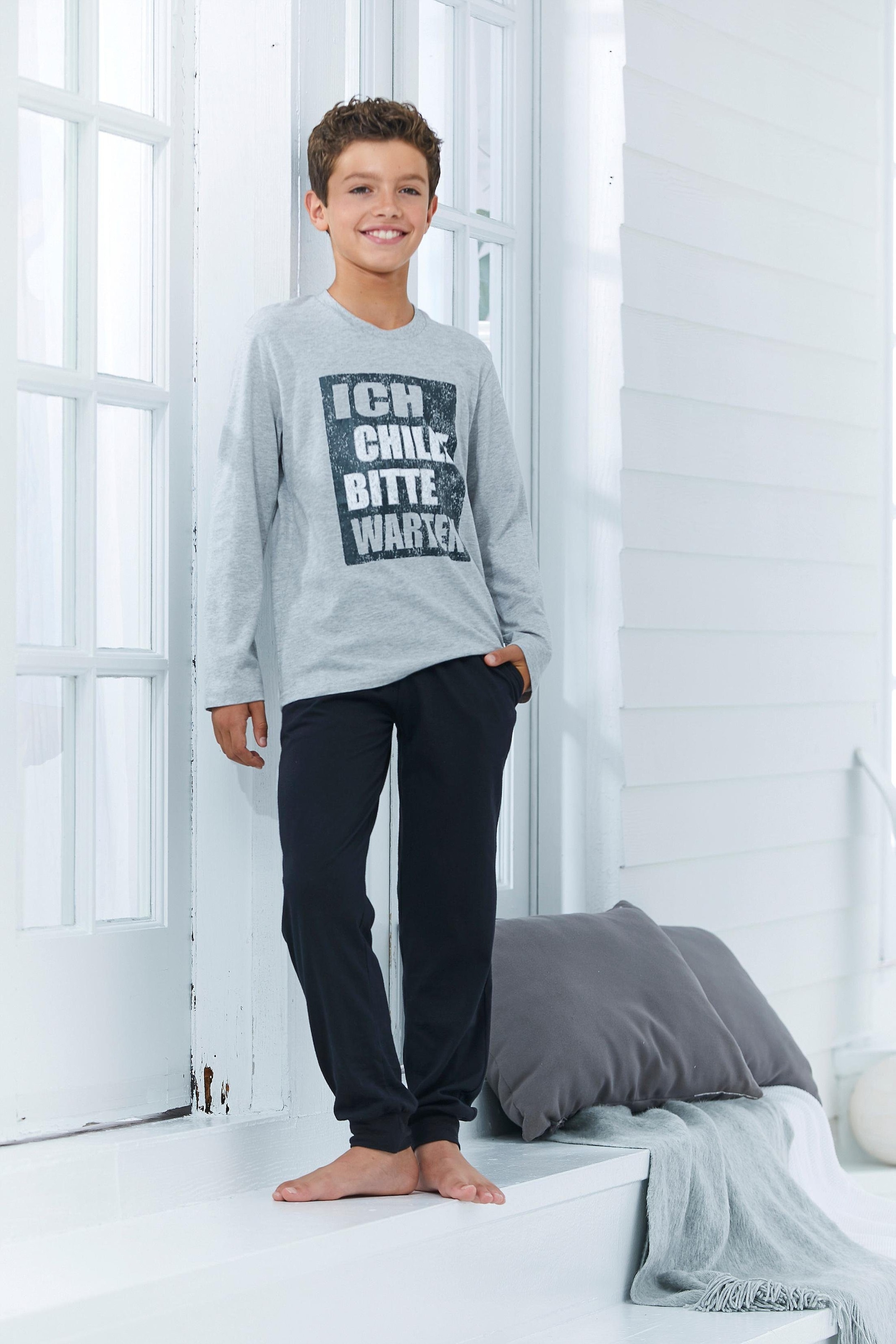 AUTHENTIC LE JOGGER Pyjama, 2 Stk. Schlafanzug mit Spruch 