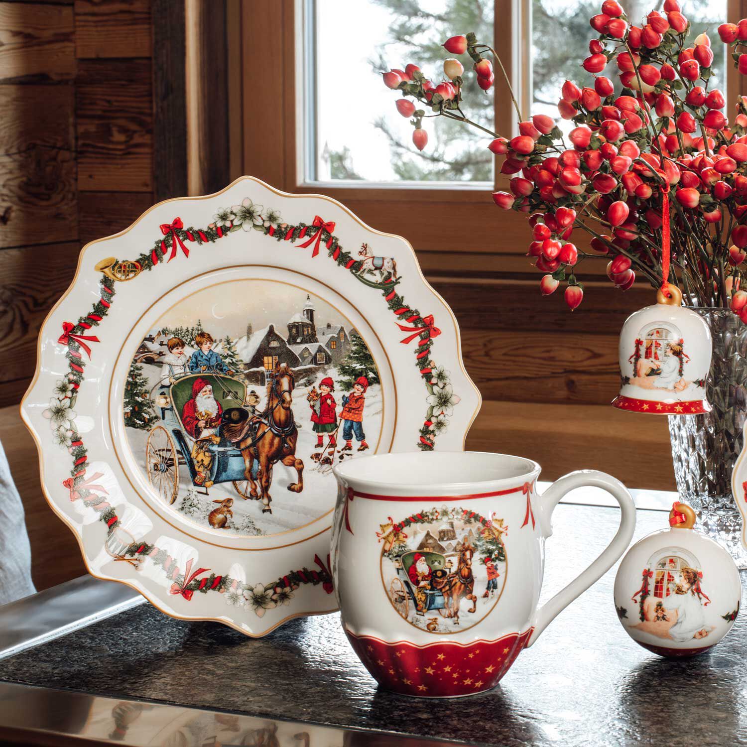 Annual Christmas Edition Specialty plate Multi-colored, 9.3'', Premium Porcelain