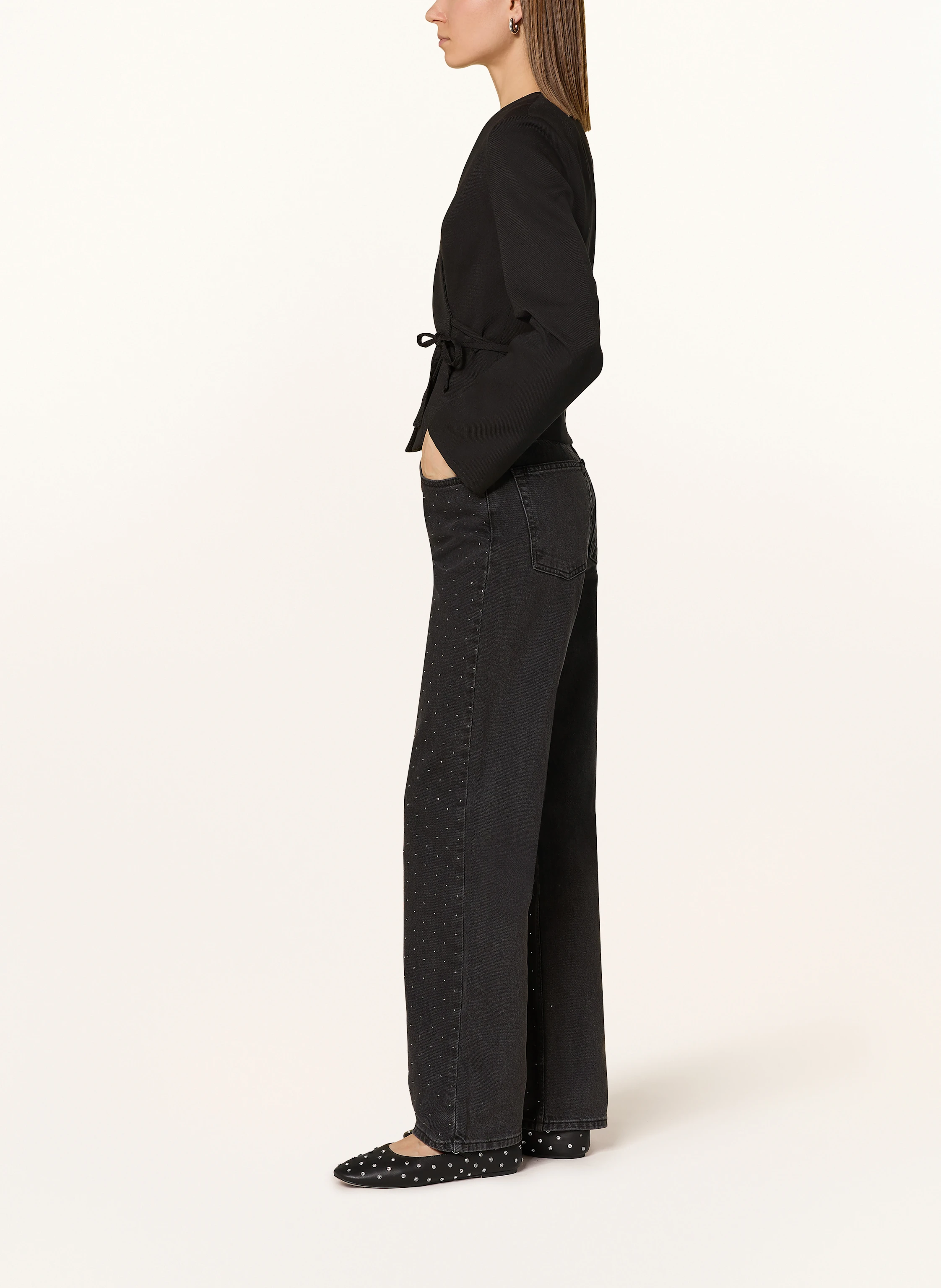NEO NOIR Flared Jeans SIMONA mit Schmucksteinen